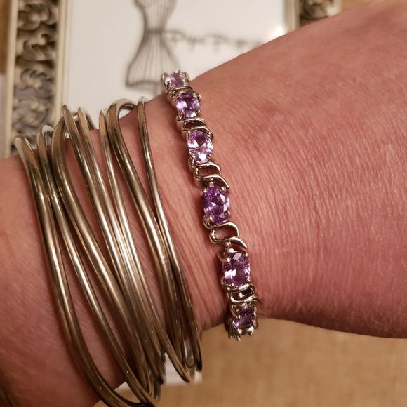 18KWGP Tanzanite tennis bracelet - Picture 4 of 8